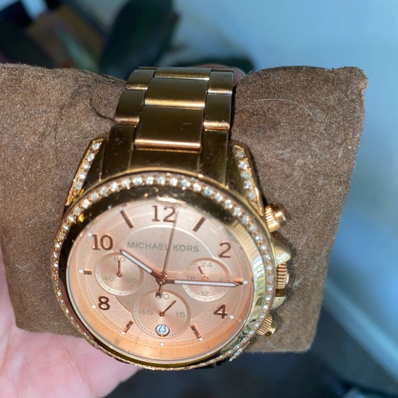 Michael Kors Ritz Rose Gold watch - Picture 2 of 4
